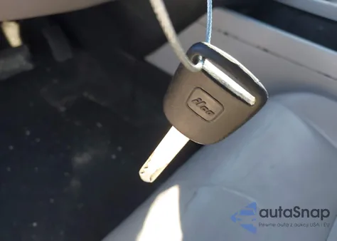 2009 Honda Pilot Touring z USA, uszkodzony, nr VIN 5FNYF38879B008110